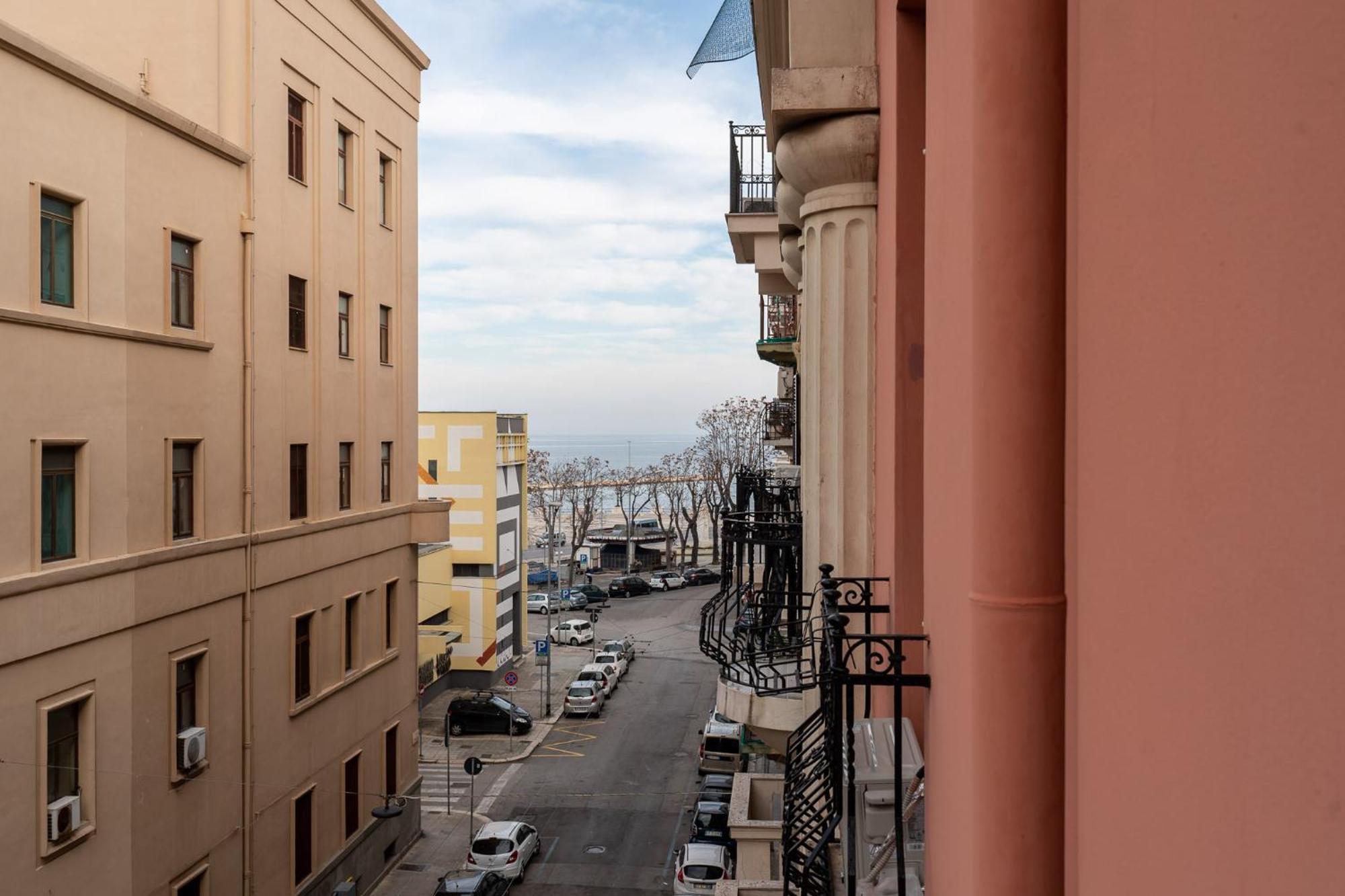 Summer Breeze Family Aparment By Wonderful Italy バーリ エクステリア 写真